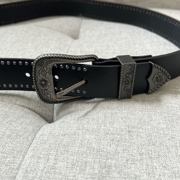 Black Western Belt - Picture 3 of 3
